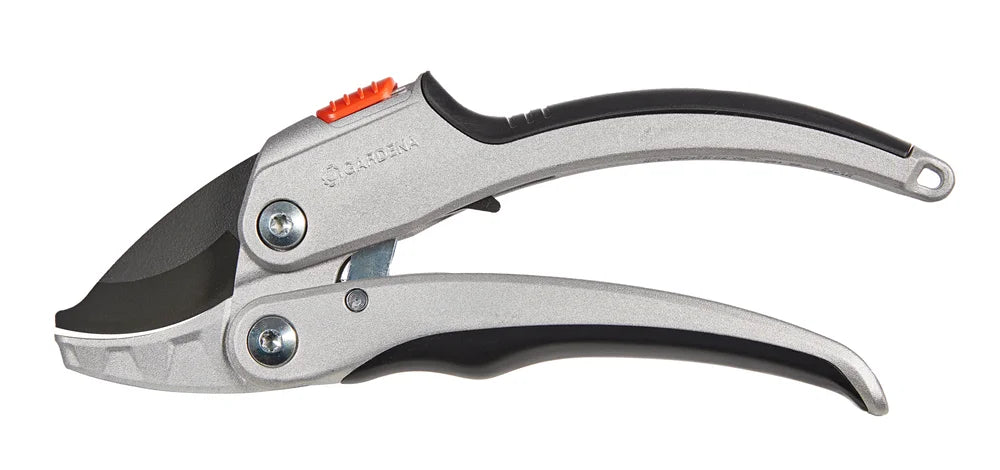 Gardena Ratchet Secateurs SmartCut Comfort Article No. 8798-20