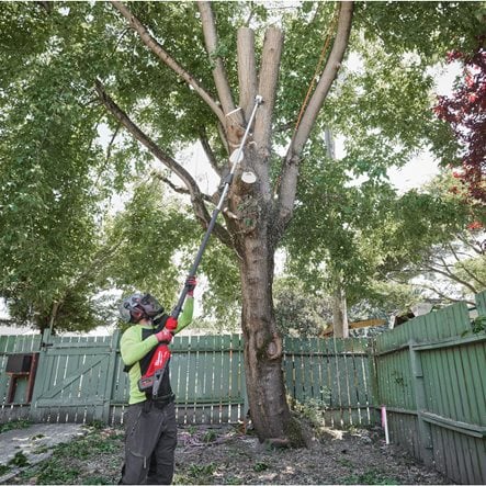 Milwaukee M18 FUEL™ telescopic pole saw 30 cm (Body Only)