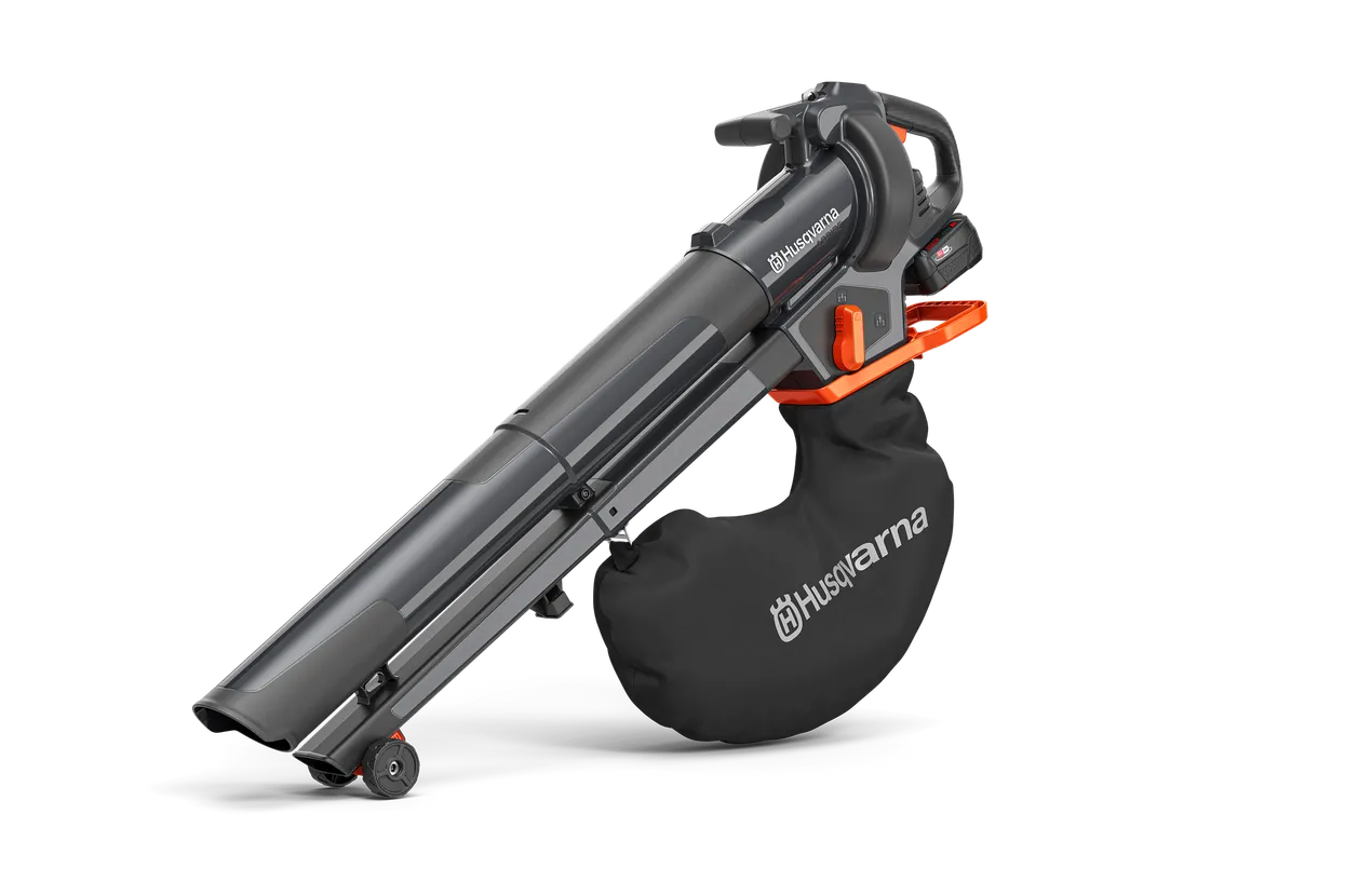 Husqvarna Aspire™ BVX-P4A with battery and charger