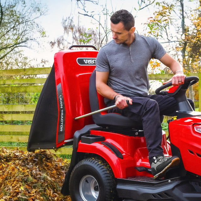 Cobra LT112HR2L Lawn Tractor with V-Twin Engine