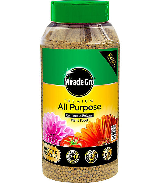Miracle-Gro All purpose Universal Plant fertiliser Granules 0.9kg