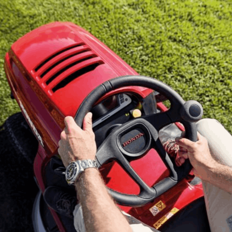 Honda HF 2417 Ride On Lawnmower (17 HP) Honda