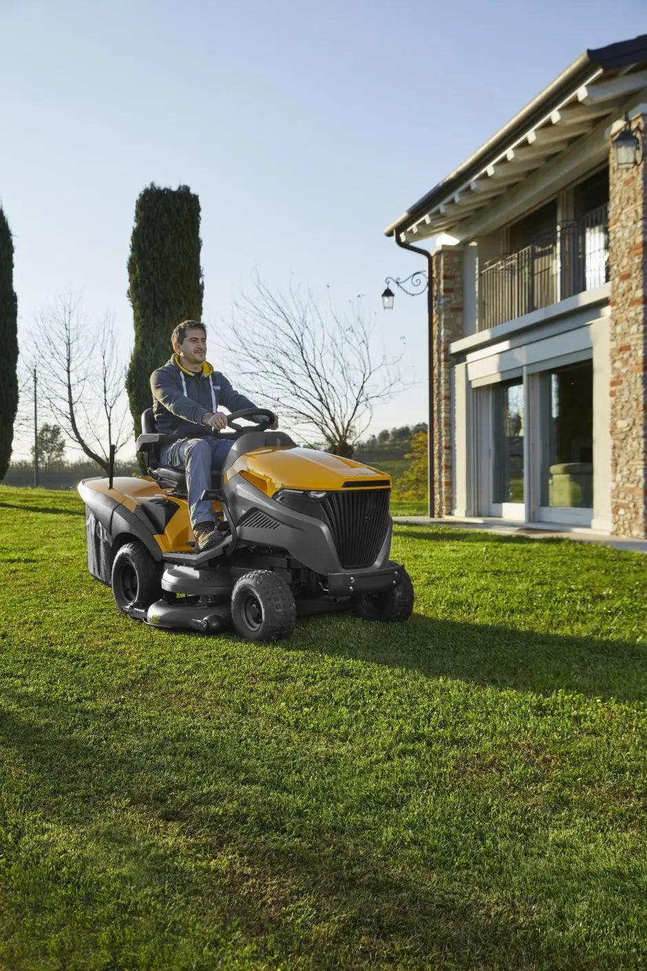 STIGA ESTATE -9122W Ride on mower Stiga