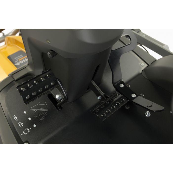 STIGA PARK 700 WX 4WD Ride on Mower c/w 110CM EL COMBI DECK Stiga