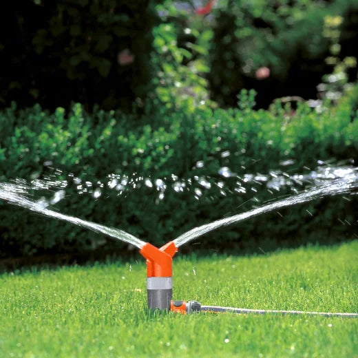 Classic Rose Sprinkler Foxtrot Article No. 1953-20