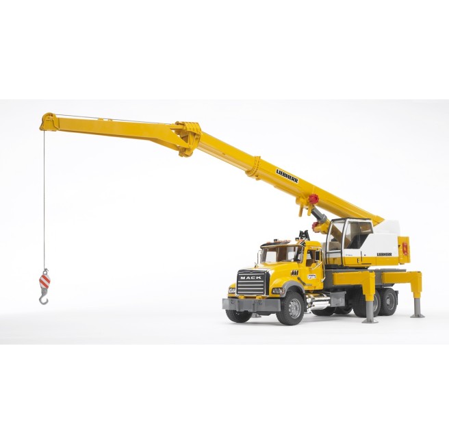 Bruder 02818 MACK Granite Liebherr crane truck B10/2818