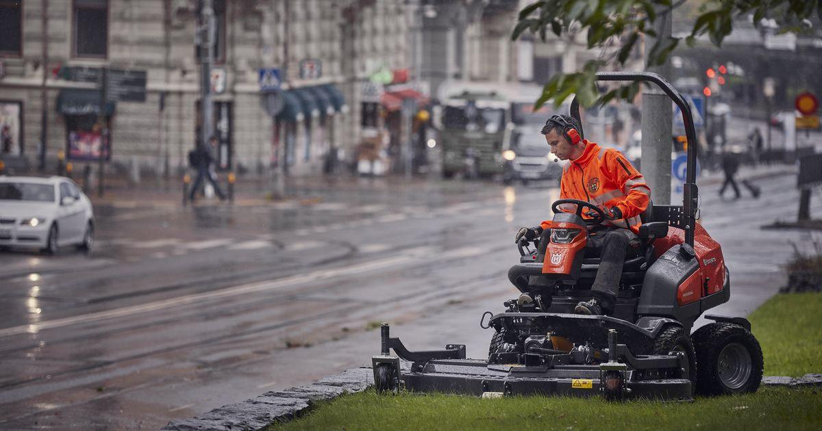 HUSQVARNA P 535HX  Ride-On Mower- Unit only Husqvarna