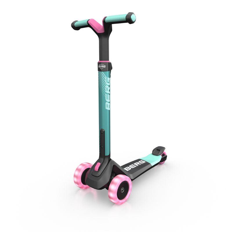 BERG NEXO FOLDABLE LIGHTS SCOOTER Berg